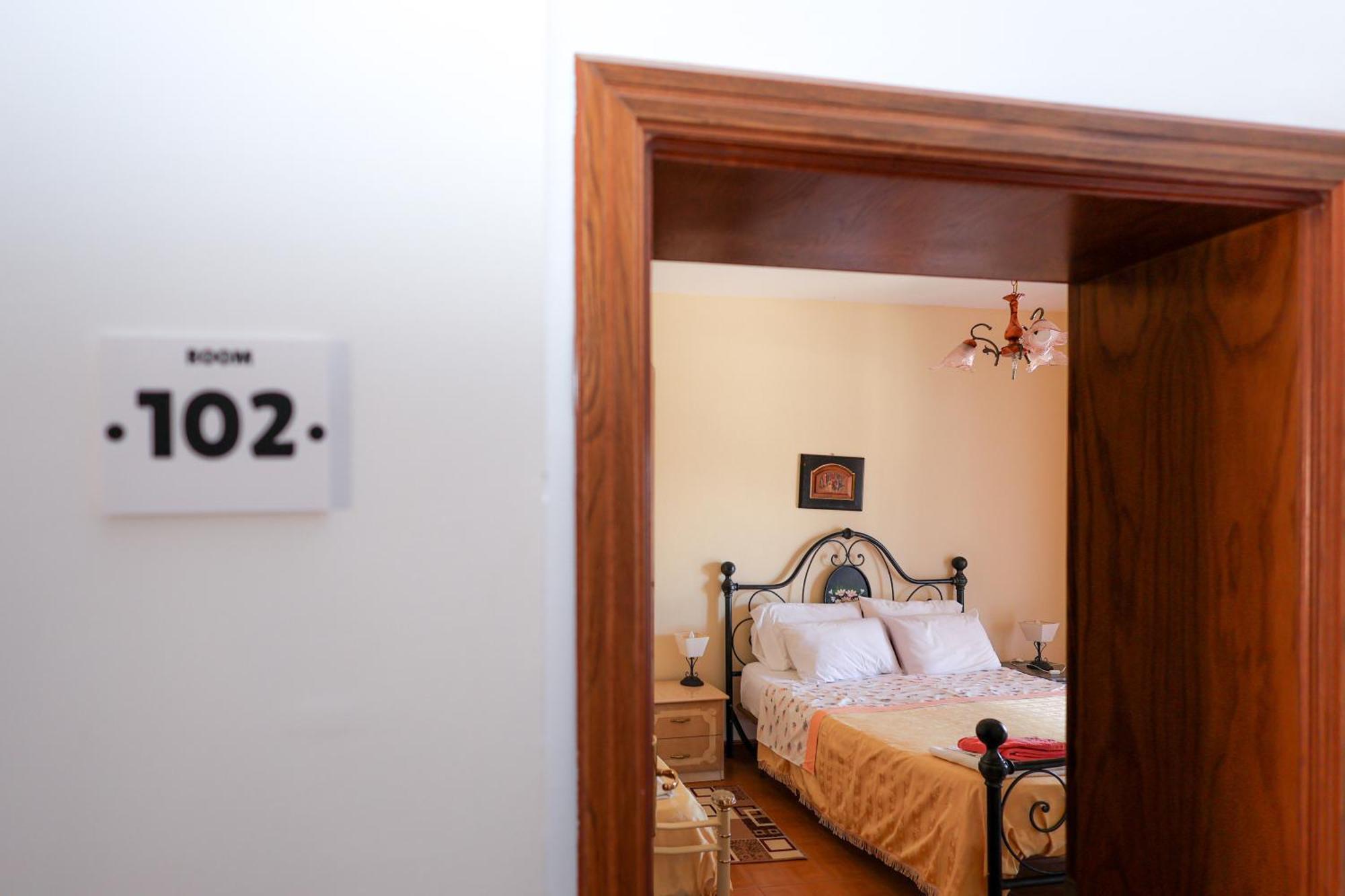 Bed and Breakfast Casa La Pieve Берат Екстер'єр фото