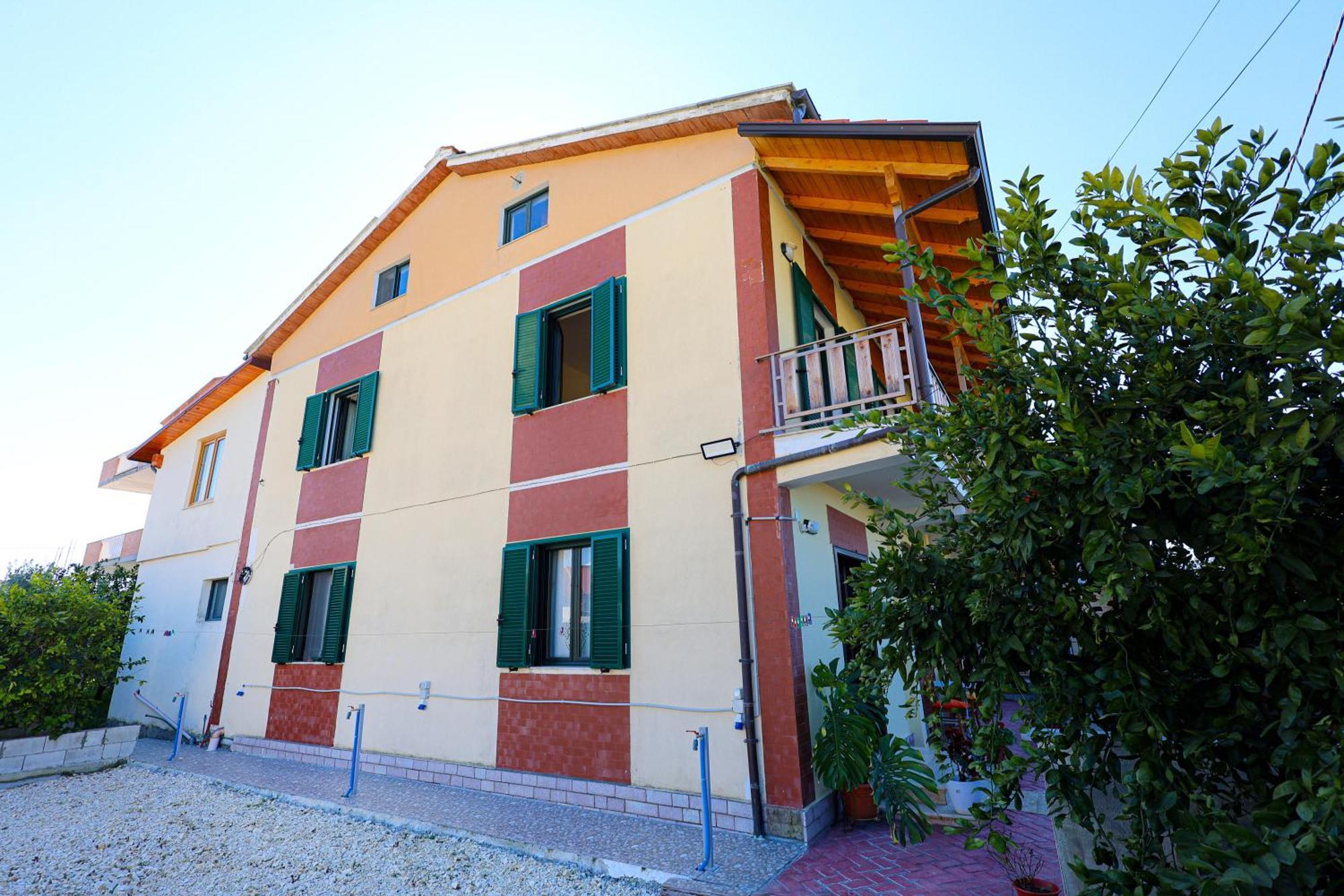Bed and Breakfast Casa La Pieve Берат Екстер'єр фото
