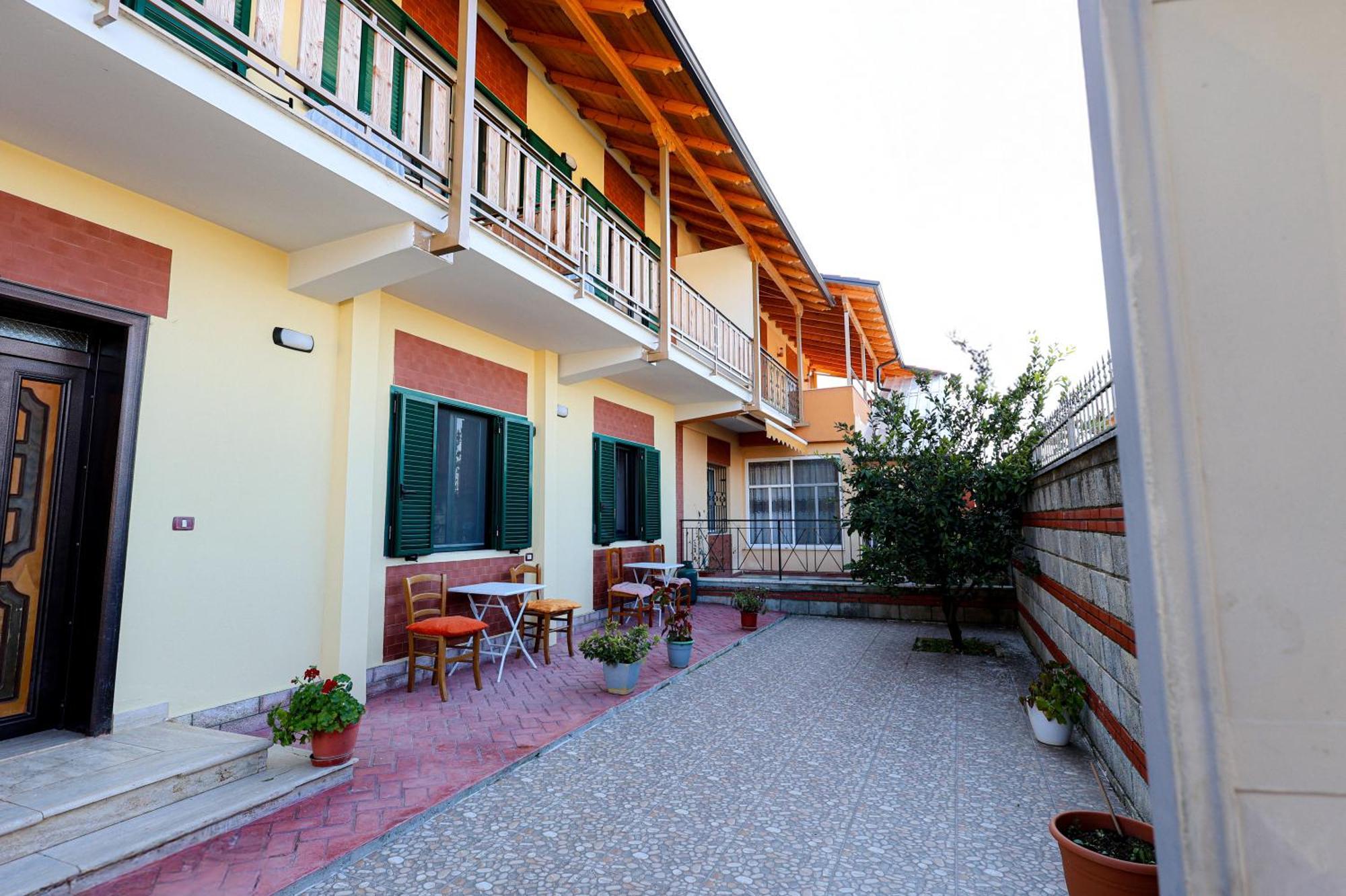 Bed and Breakfast Casa La Pieve Берат Екстер'єр фото